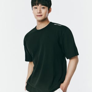 월리워 스튜디오 에센셜 릴렉스핏 티셔츠